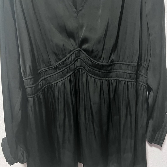 Torrid Black empire waist Smocked Blouson sleeves long Sleeve Blouse 4 - Picture 4 of 6